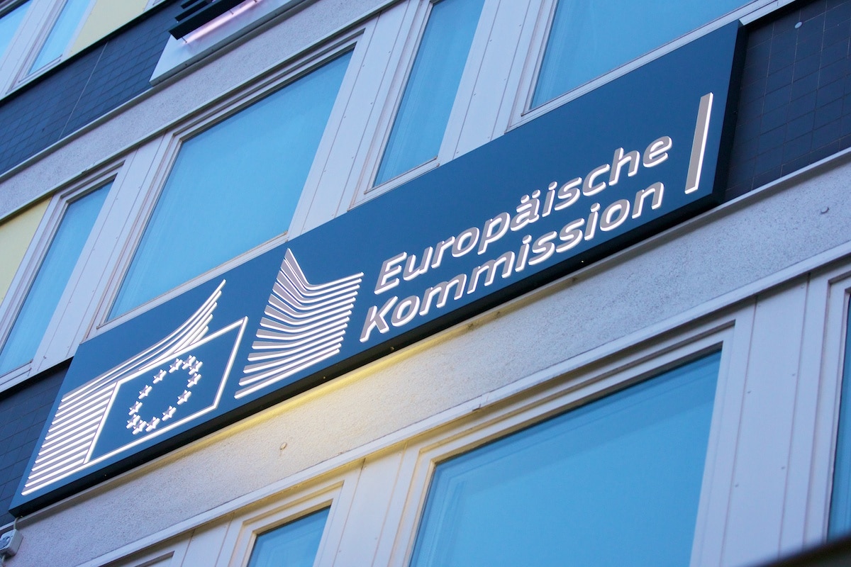 LED-beleuchtetes Schild der Europäischen Kommission